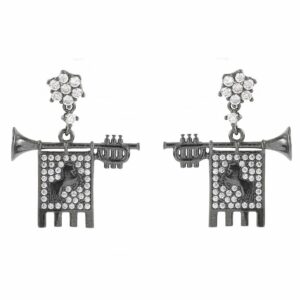 Clarions of Musicians Symmetrical Earrings Stones White