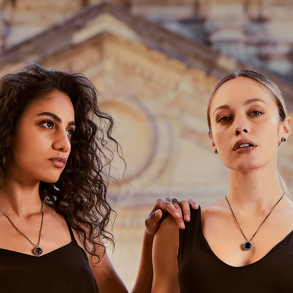 Parure Atlante donna indossata