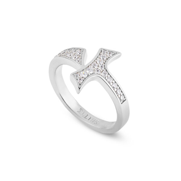 Tau women's ring with rhodium silver stones