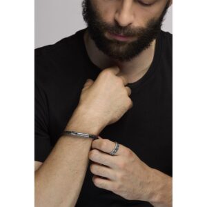 bracciale e anello opus indossati