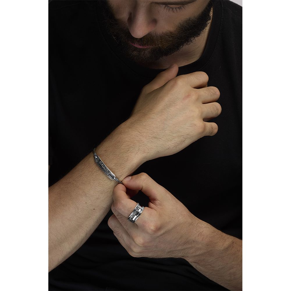 parure ultima cena uomo indossato